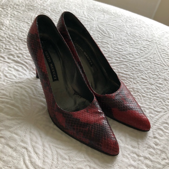 Red Snake Heels - Picture 3 of 4